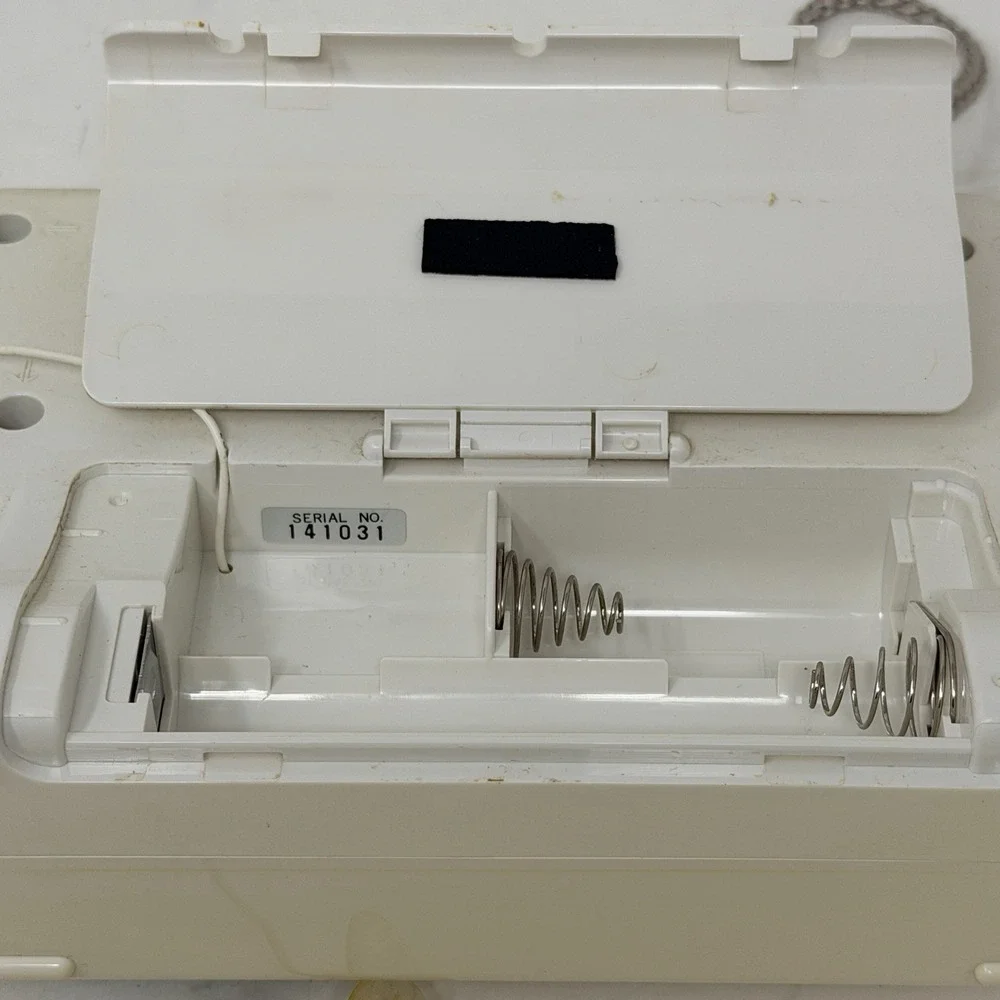 Vintage SONY SHOWER MATE AM/FM Radio Water-Resistant Portable‎ ICF-S70